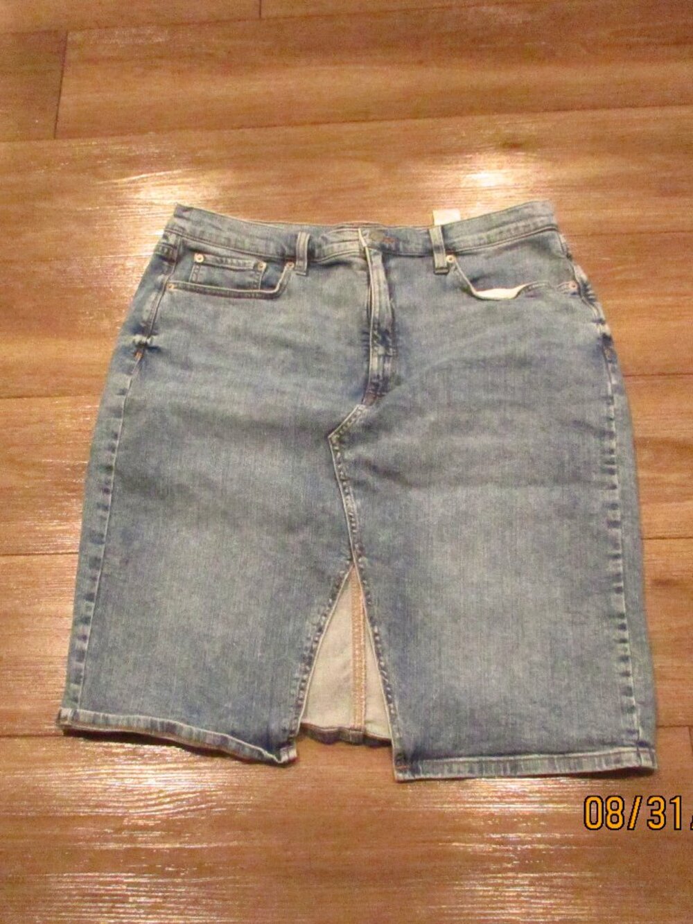 BANANA REPUBLIC MINI SKIRT SIZE 16